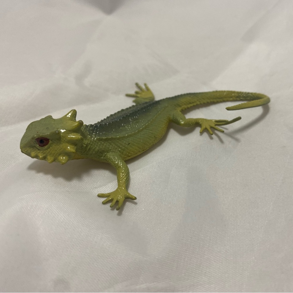 Flat-Tailed Horned Lizard, Green, Toy Reptile, Realistic Figure 4" F6102 B381